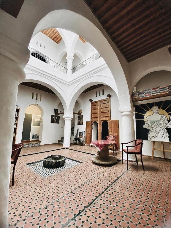Youth Hostel Tarbiaat 44 เทโทอัน ภายนอก รูปภาพ